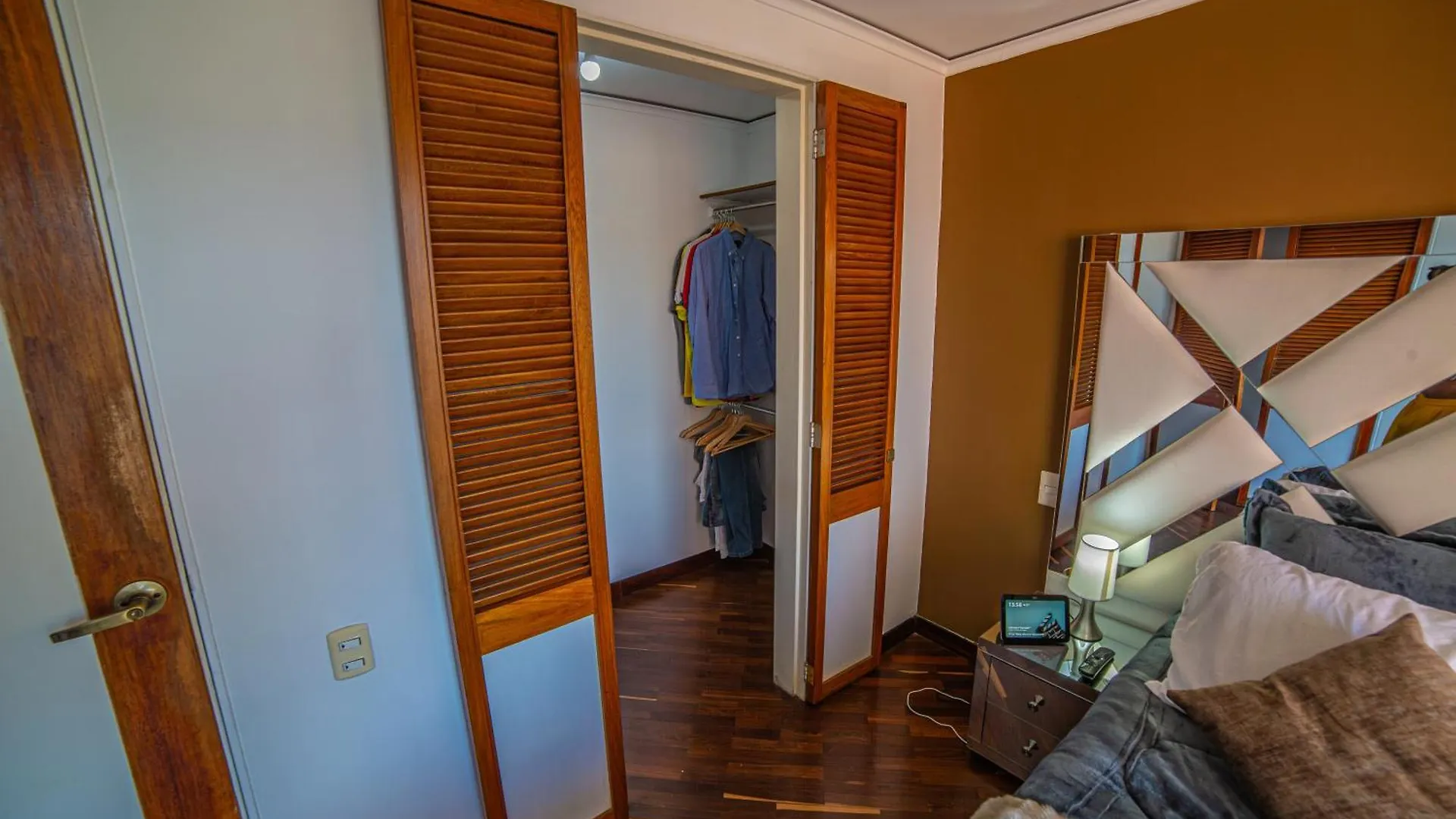 Top Floor Apt W/Balcony In El Poblado Medellín Colômbia