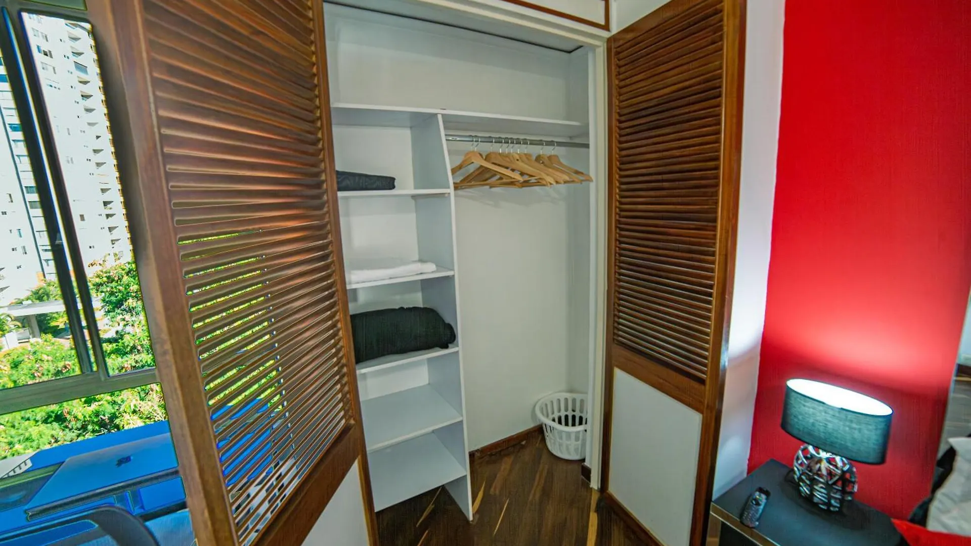 Apartamento Top Floor Apt W/Balcony In El Poblado Medellín