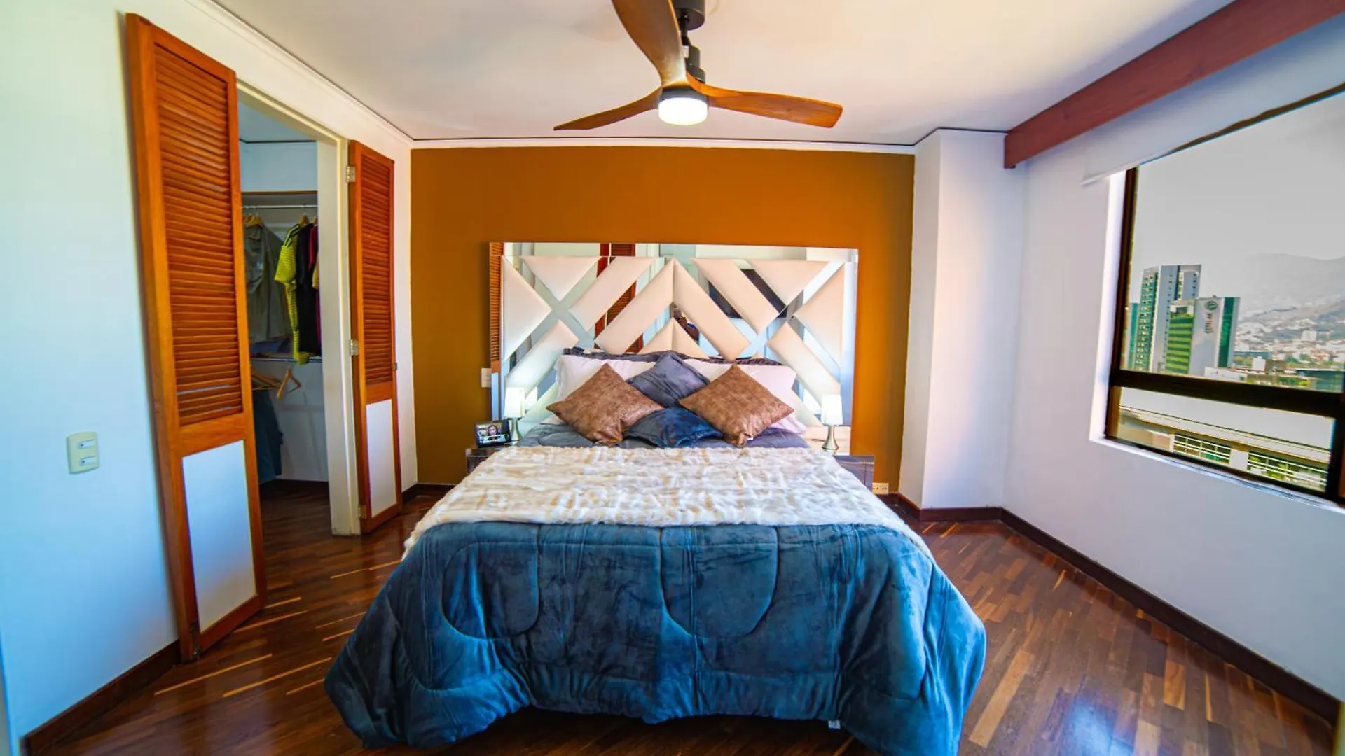 Top Floor Apt W/Balcony In El Poblado Μεντεγίν 0*,  Κολομβία